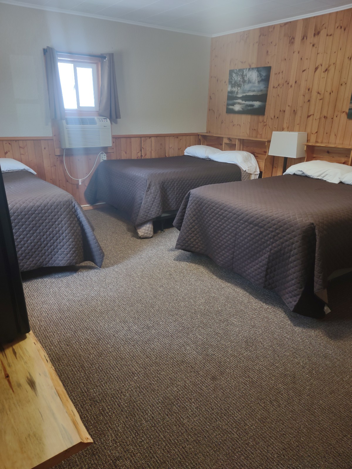 Triple suite at Sportsmen Inn